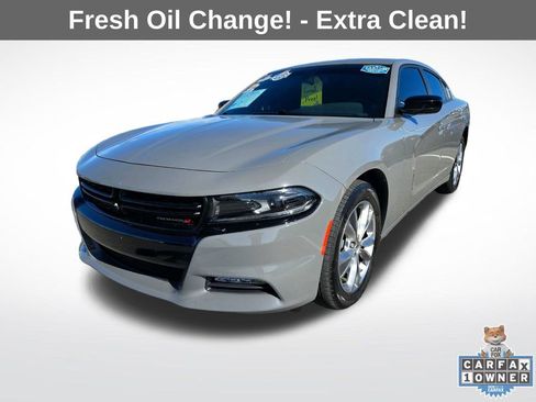 Used 2023 Dodge Charger SXT image 3