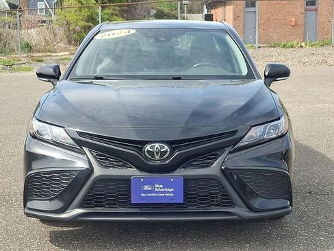 Used 2024 Toyota Camry SE FWD image 2