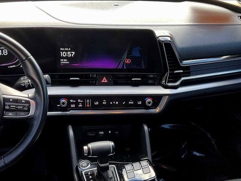 Used 2023 Kia Sportage EX image 6