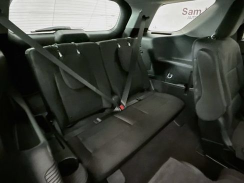 Used 2023 Ford Explorer XLT RWD image 26