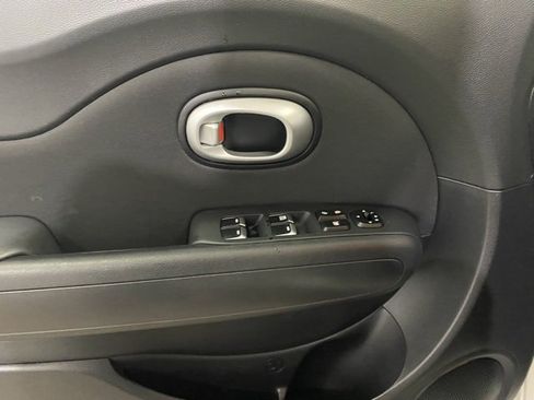 Used 2018 Kia Soul image 13