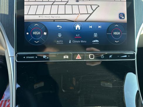 Used 2023 Mercedes-Benz GLC 300 4MATIC image 23