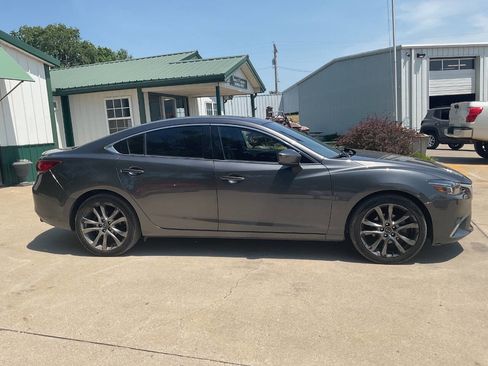 Used 2017 MAZDA MAZDA6 Grand Touring FWD image 2