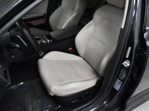 Used 2019 Kia Stinger Premium image 13