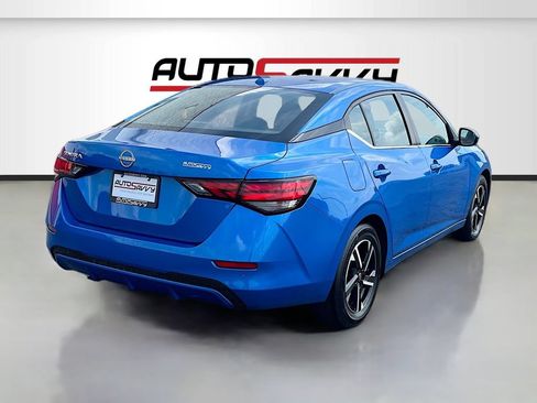 Used 2025 Nissan Sentra SV FWD image 7