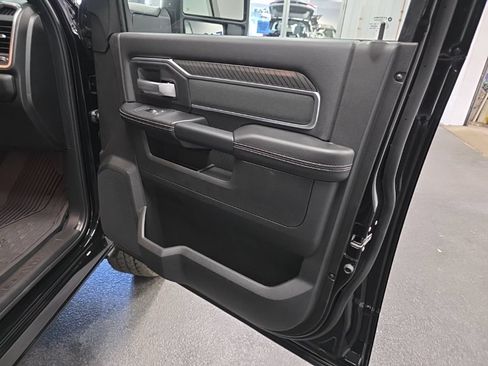 New 2026 RAM 2500 Big Horn AWD/4WD image 17