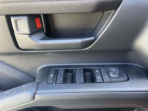 Used 2025 Toyota 4Runner SR5 image 13