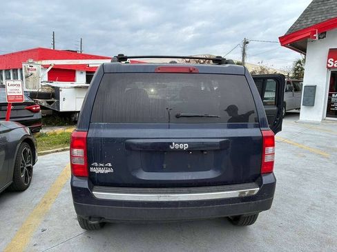 Used 2013 Jeep Patriot Latitude w/ Freedom Edition Pkg AWD/4WD image 2
