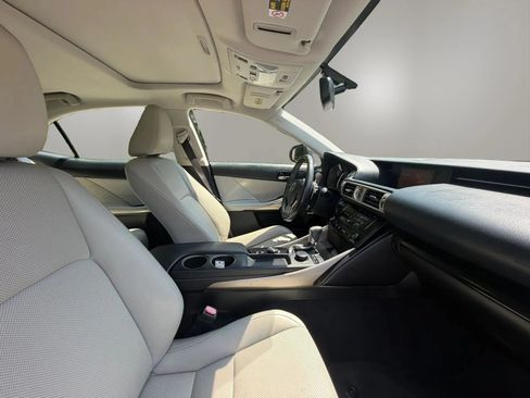 Used 2014 Lexus IS 250 RWD image 25
