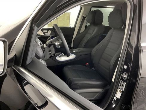 New 2026 Mercedes-Benz GLS 450 GLS 450 image 9