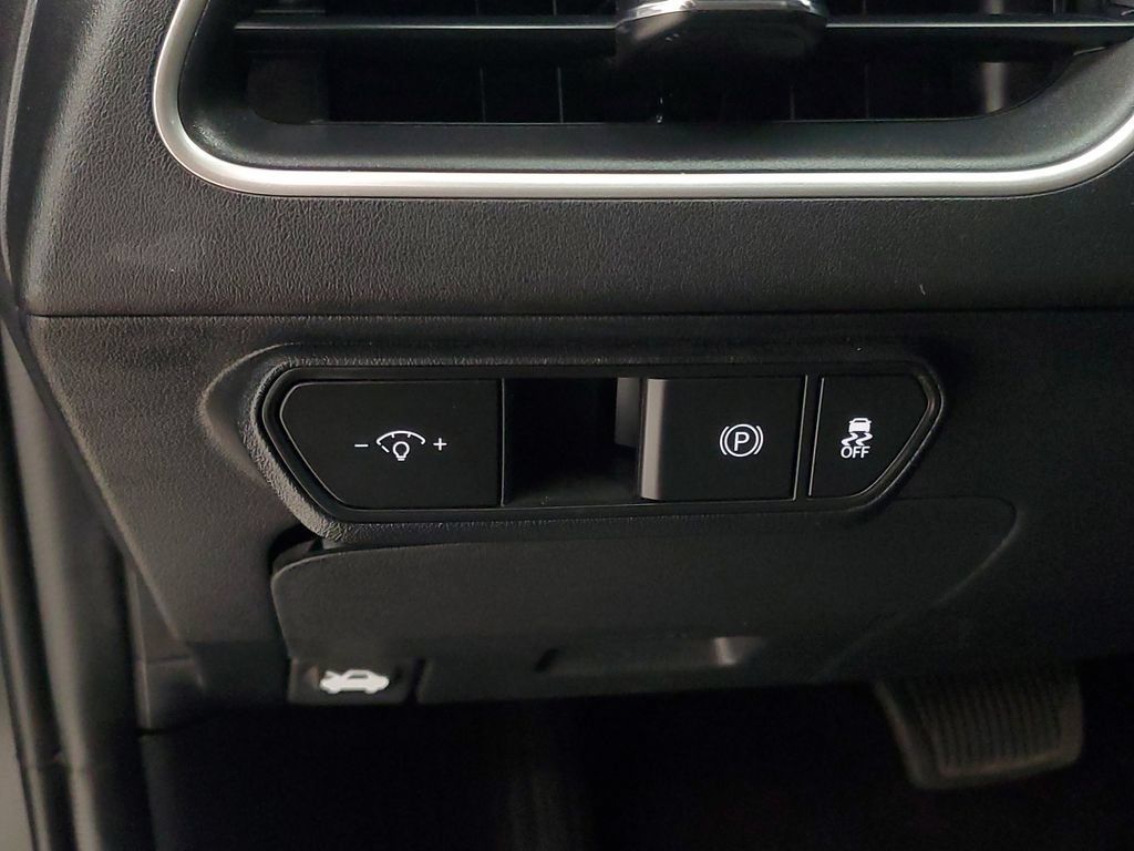 Used 2025 Kia K4 FWD image 13