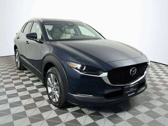 Certified 2025 MAZDA CX-30 AWD 2.5 S w/ Preferred Package image 1