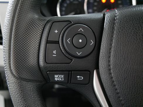 Used 2016 Toyota Corolla LE image 27