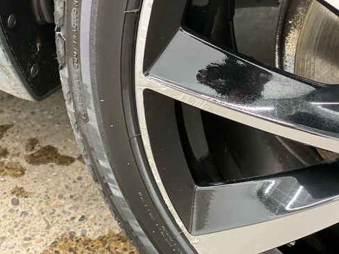 Used 2020 Volvo XC90 T6 Momentum w/ Protection Package image 35