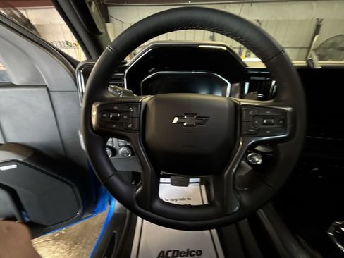 Used 2026 Chevrolet Silverado 1500 ZR2 image 14