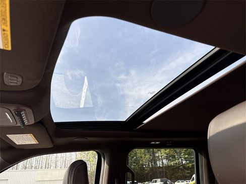 Used 2025 Ford F350 King Ranch w/ FX4 Off-Road Package image 25