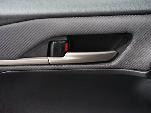 Certified 2025 Toyota Camry SE image 33