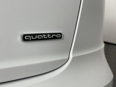 New 2025 Audi Q8 Premium Plus image 16