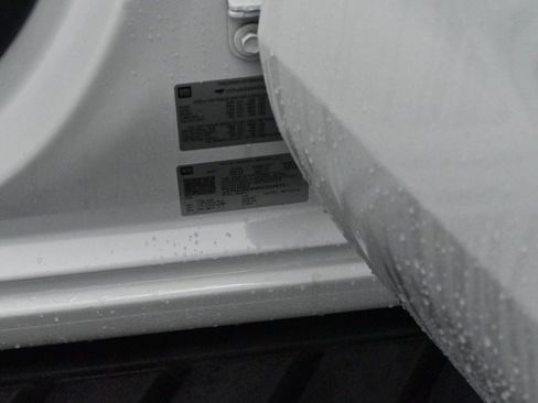 Used 2024 GMC Sierra 1500 AT4 w/ Technology Package image 41