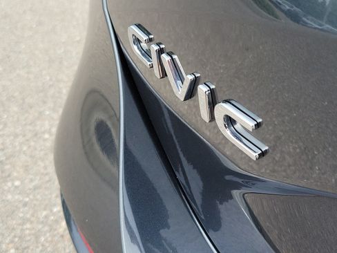 Used 2025 Honda Civic Sport image 9