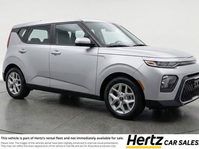 Used 2025 Kia Soul LX w/ LX Technology Package