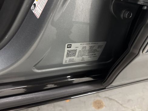 Used 2024 Buick Enclave Premium image 69