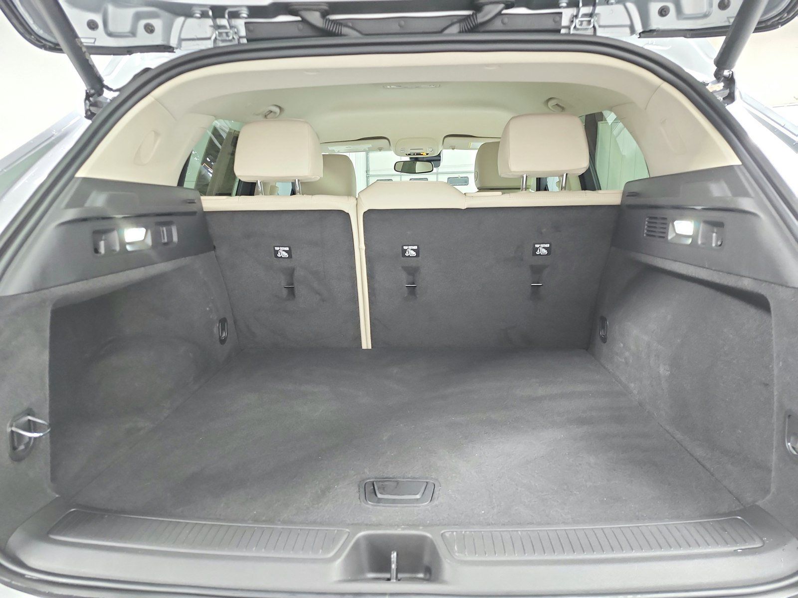 Used 2023 Buick Envision Essence w/ Technology Package I FWD image 49