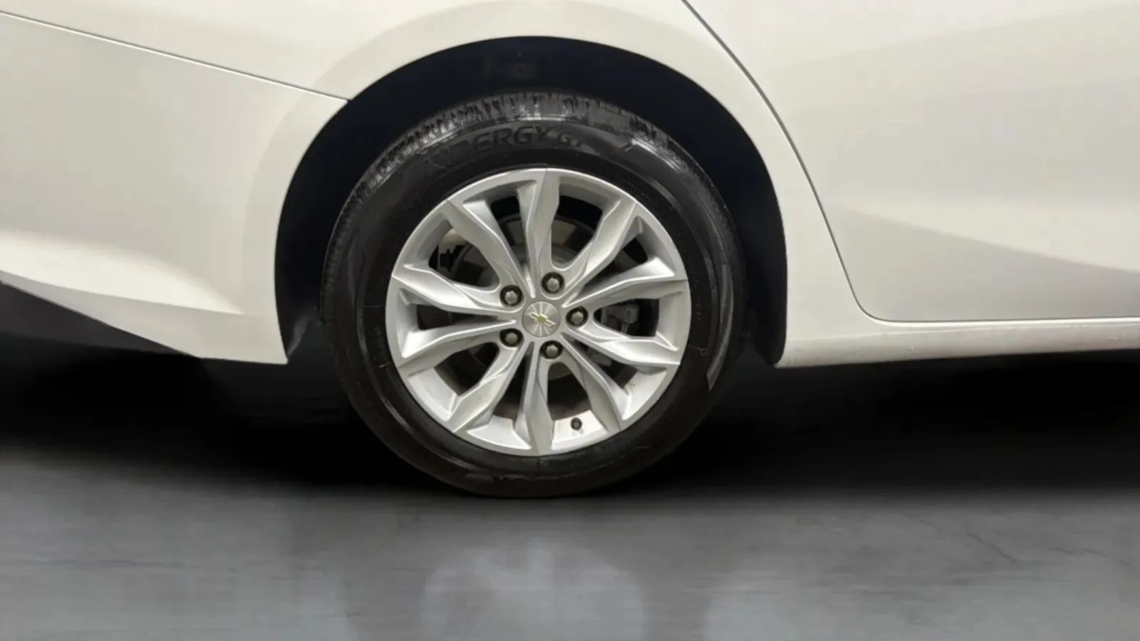 Used 2021 Chevrolet Malibu LT FWD image 27