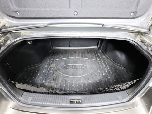 Used 2009 Kia Optima EX w/ Convenience Pkg image 18