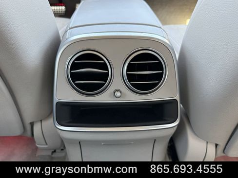 Used 2015 Mercedes-Benz S 550 Sedan image 17