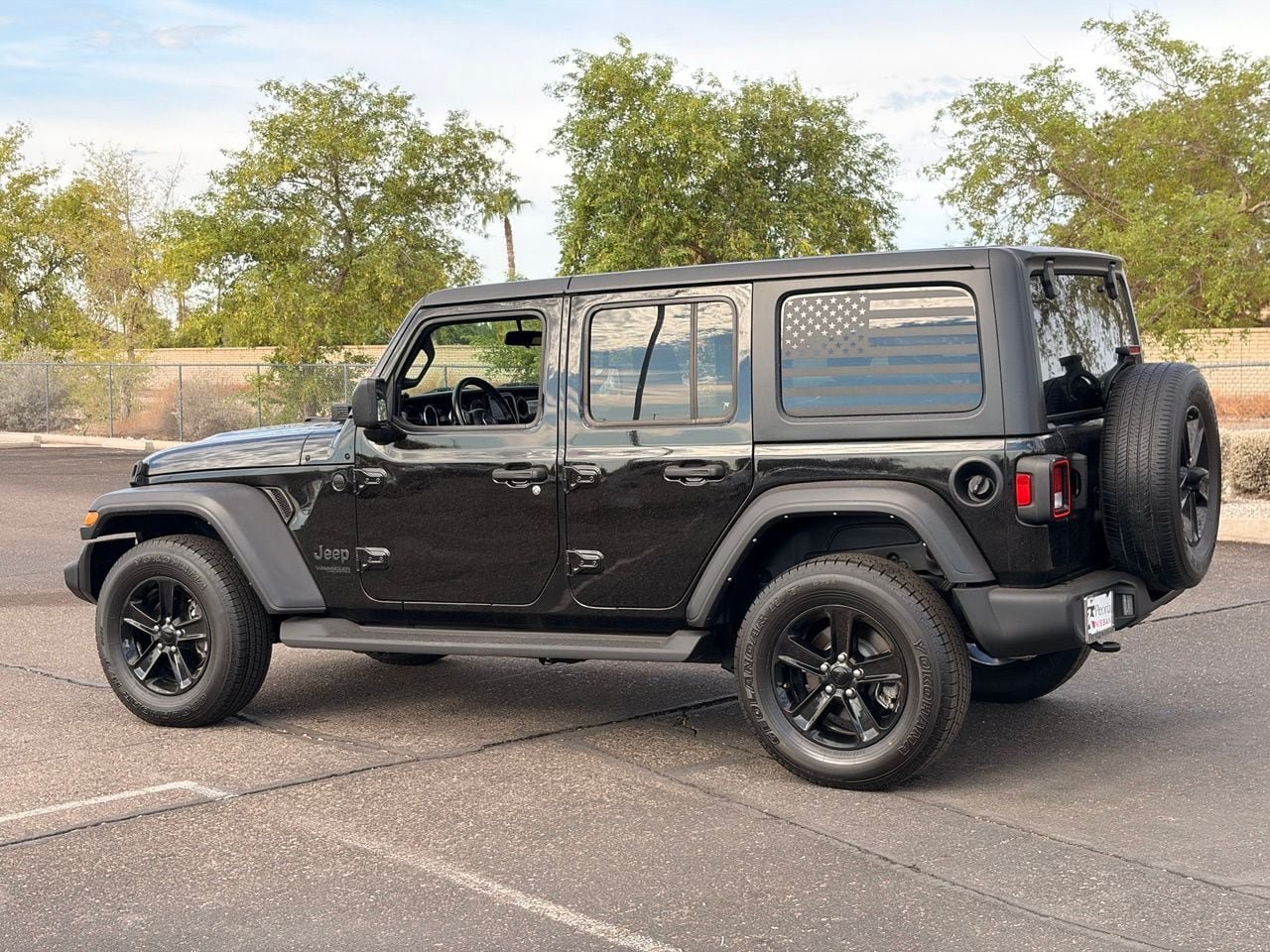 Used 2022 Jeep Wrangler Unlimited Sport AWD/4WD image 4
