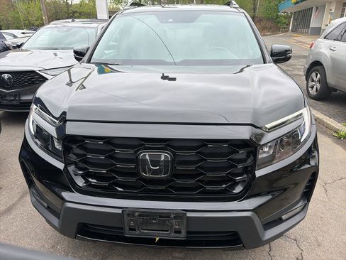 Used 2023 Honda Passport Elite image 2