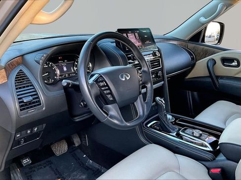 Used 2024 INFINITI QX80 Premium Select w/ Cargo Package image 15