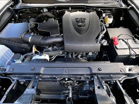 Used 2023 Toyota Tacoma Limited image 11