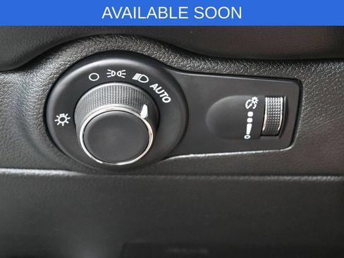 Used 2025 Dodge Durango R/T AWD/4WD image 16