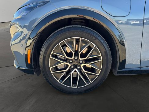 Used 2024 Ford Mustang Mach-E Premium image 14