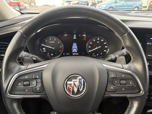 Used 2023 Buick Envision Essence image 29
