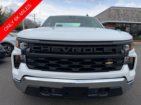 Used 2025 Chevrolet Silverado 1500 W/T image 2