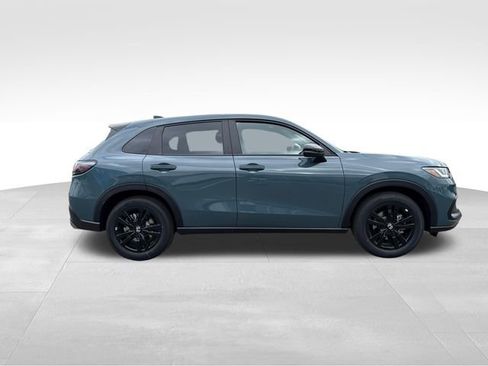 New 2026 Honda HR-V Sport image 8