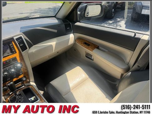 Used 2008 Jeep Grand Cherokee Limited AWD/4WD image 14