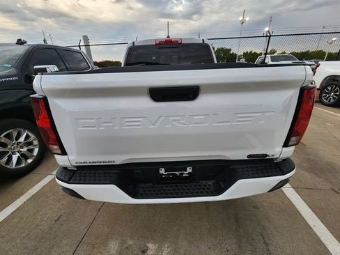 Used 2024 Chevrolet Colorado LT w/ LT Convenience Package II RWD image 5