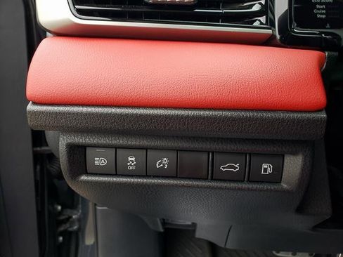 Used 2025 Toyota Camry XSE image 13