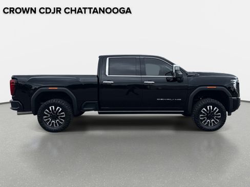 Used 2025 GMC Sierra 2500 Denali Ultimate AWD/4WD image 4