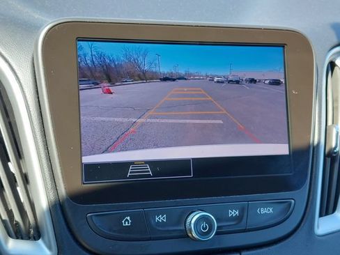 Used 2024 Chevrolet Malibu LT FWD image 11