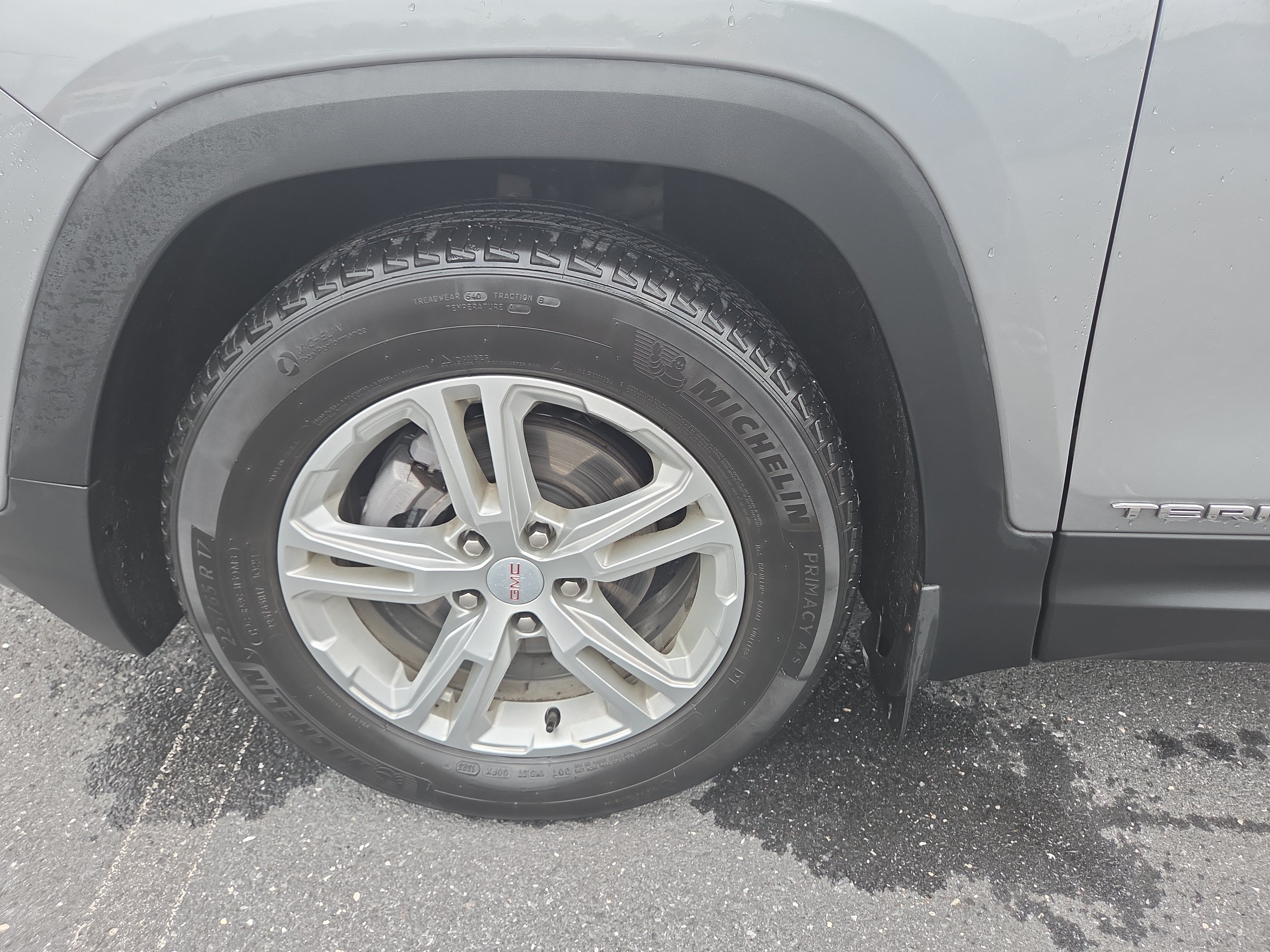 Used 2023 GMC Terrain SLE w/ Driver Convenience Package FWD image 26