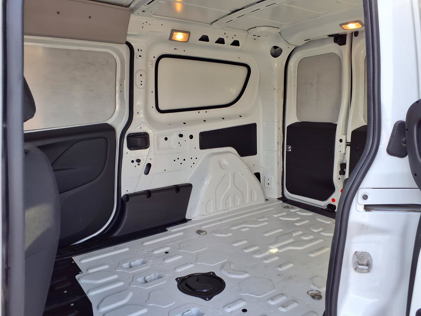Used 2022 RAM ProMaster City Tradesman FWD image 22