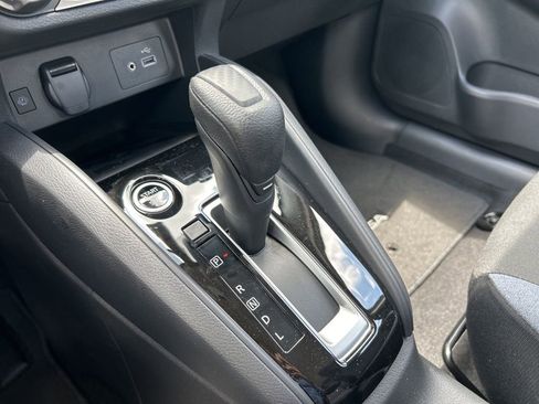 New 2025 Nissan Versa SV w/ Trunk Package image 27