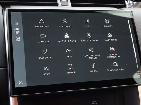 Certified 2025 Land Rover Discovery Sport S image 21