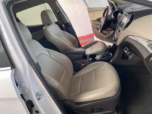 Used 2017 Hyundai Santa Fe Sport AWD/4WD image 9