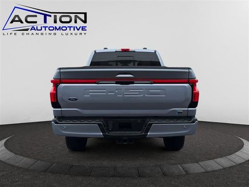 Used 2022 Ford F150 Lightning Platinum image 7